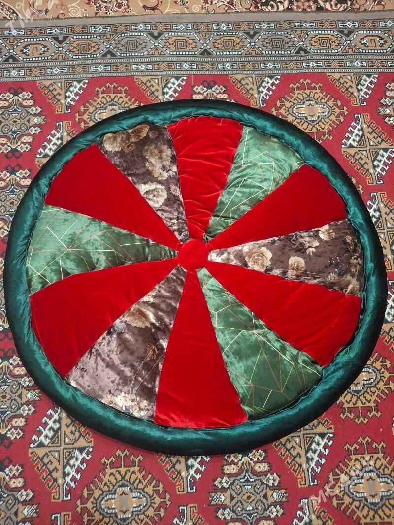 tegelek düşek - Mary - img 1