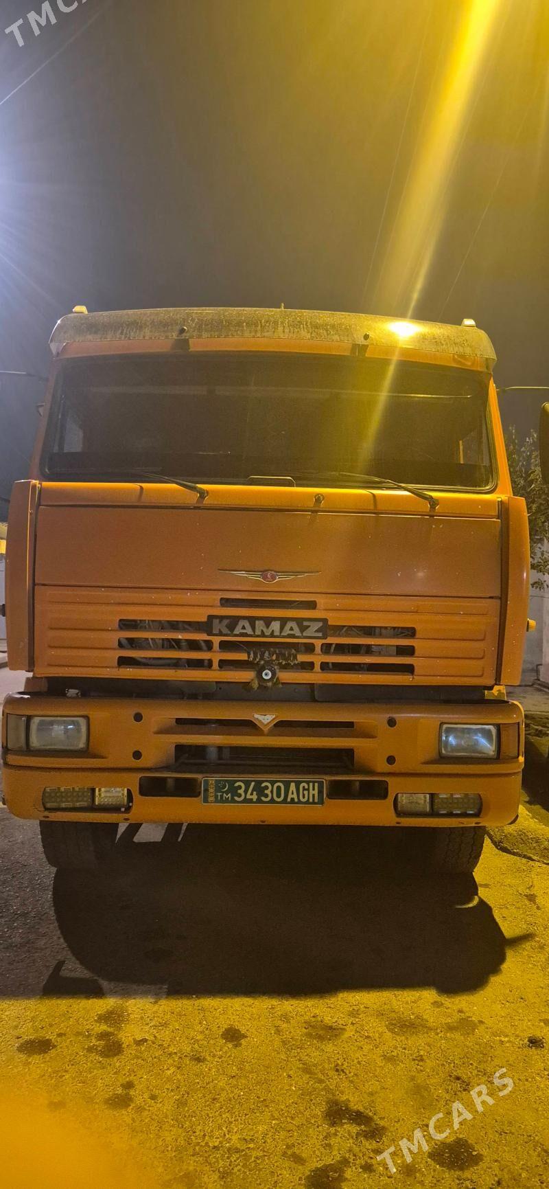 Kamaz 6520 2013 - 500 000 TMT - Гёкдже - img 1