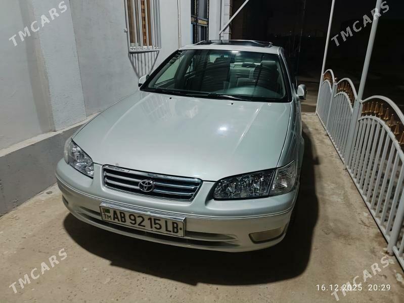 Toyota Camry 2001 - 160 000 TMT - Туркменабат - img 1