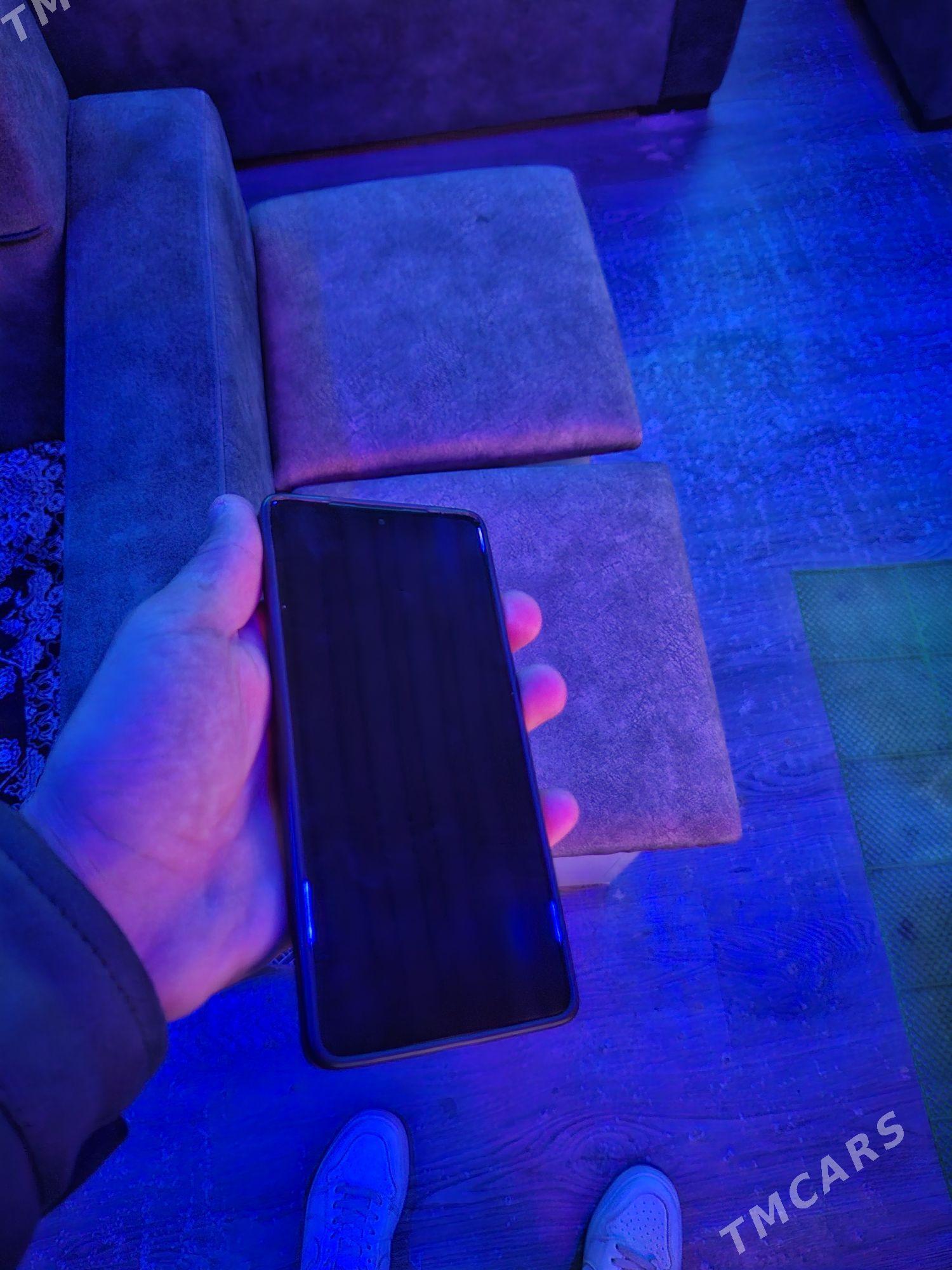 redmi not 13 pro - Гумдаг - img 1