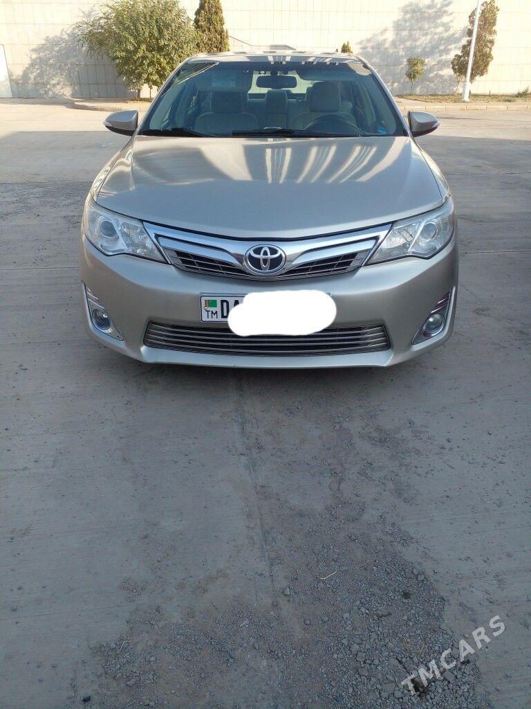 Toyota Camry 2013 - 230 000 TMT - Дашогуз - img 1