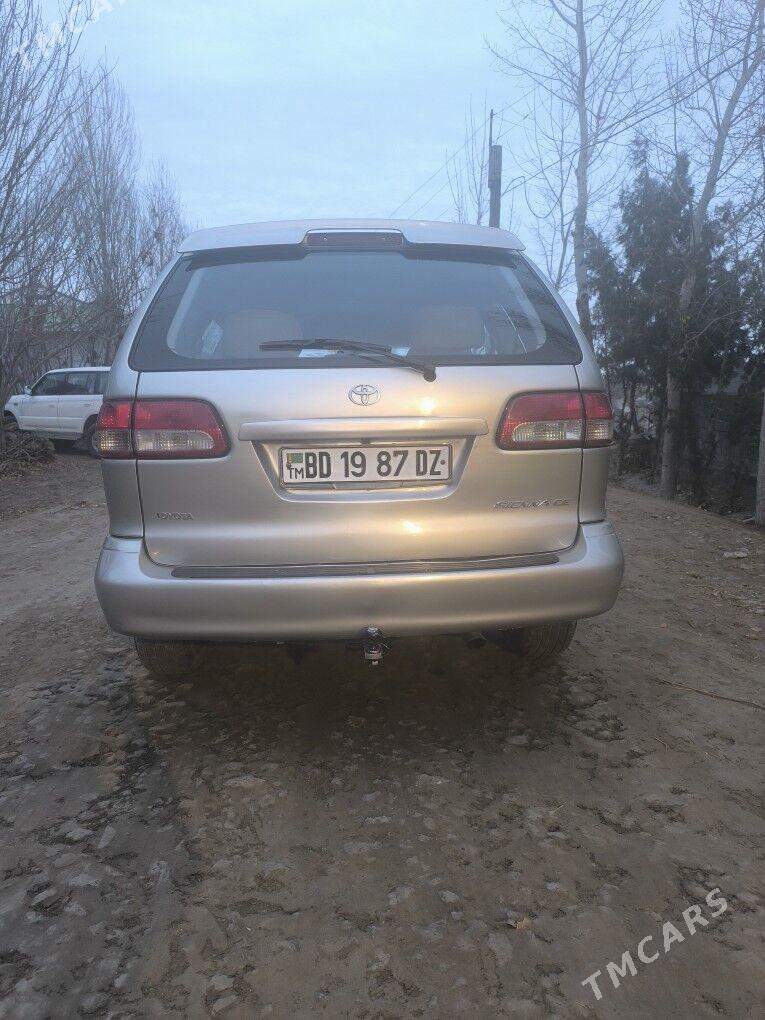 Toyota Sienna 2003 - 190 000 TMT - Кёнеургенч - img 1