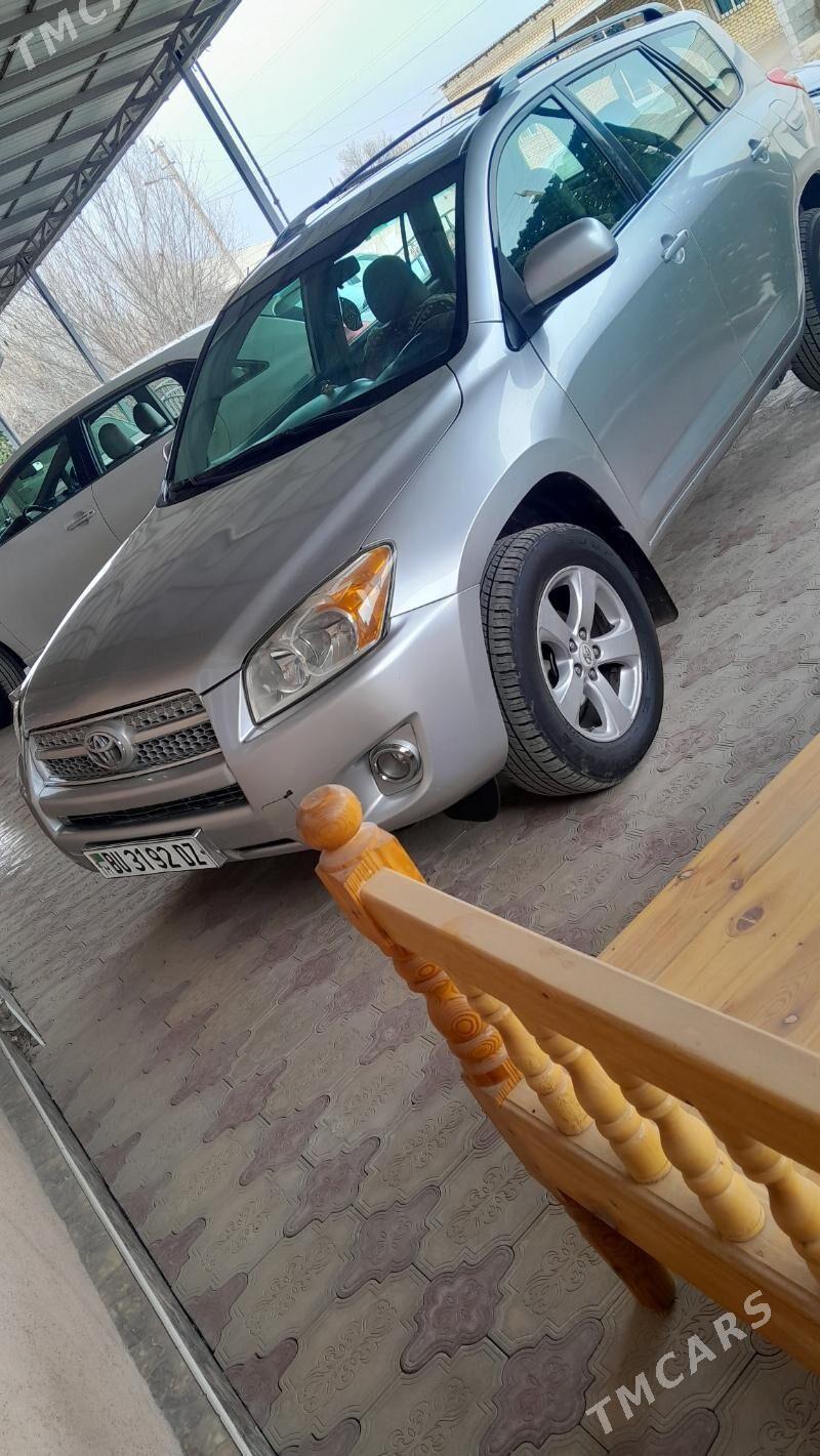 Toyota RAV4 2011 - 200 000 TMT - Дашогуз - img 1
