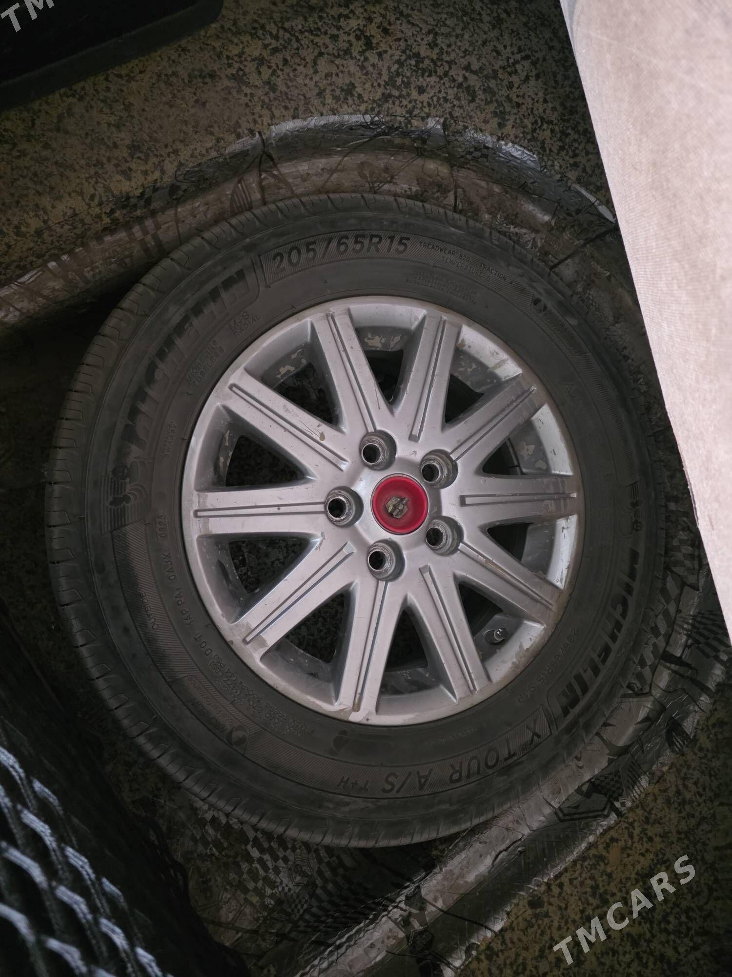 Toyota Camry 2006 - 260 000 TMT - Baýramaly - img 1