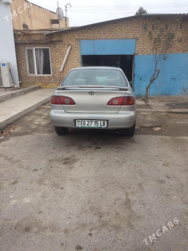 Toyota Corolla 2001 - 79 000 TMT - Туркменабат - img 1