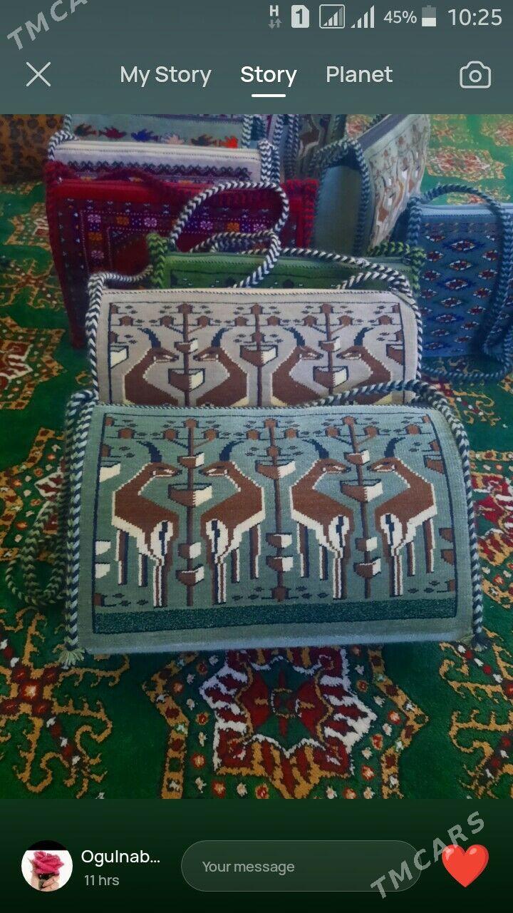 elde dokalan partret - Gyzylarbat - img 1