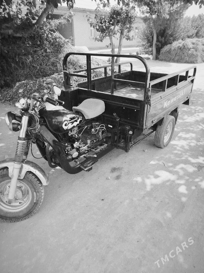 Fekon FK200-14G 2014 - 16 000 TMT - Халач - img 1