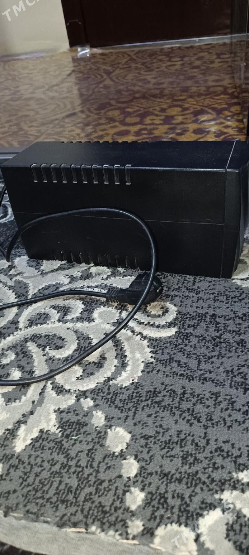 UPS, УПС. - Мир 2 - img 1