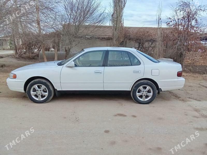 Toyota Camry 1996 - 120 000 TMT - Darganata - img 1
