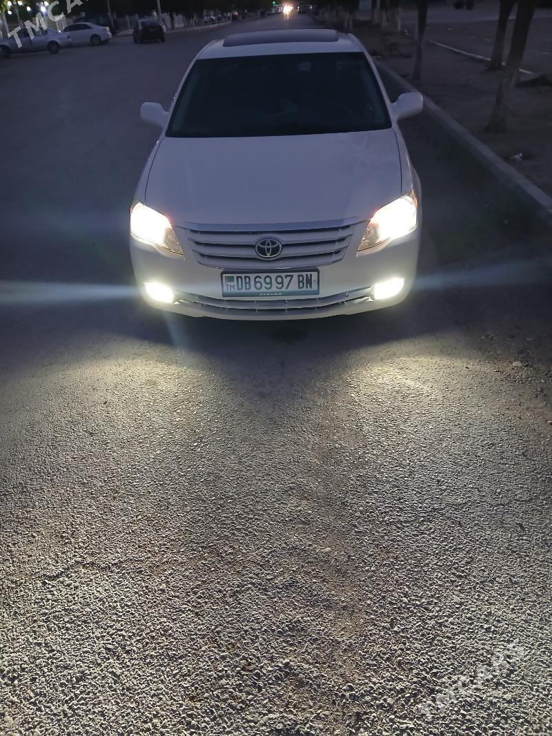 Toyota Avalon 2006 - 208 000 TMT - Балканабат - img 1