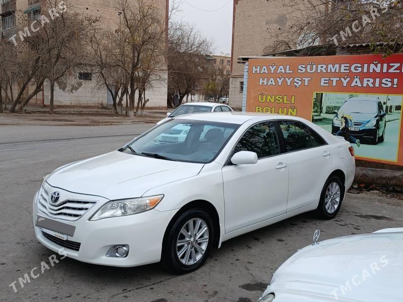 Toyota Camry 2010 - 195 000 TMT - Мары - img 1