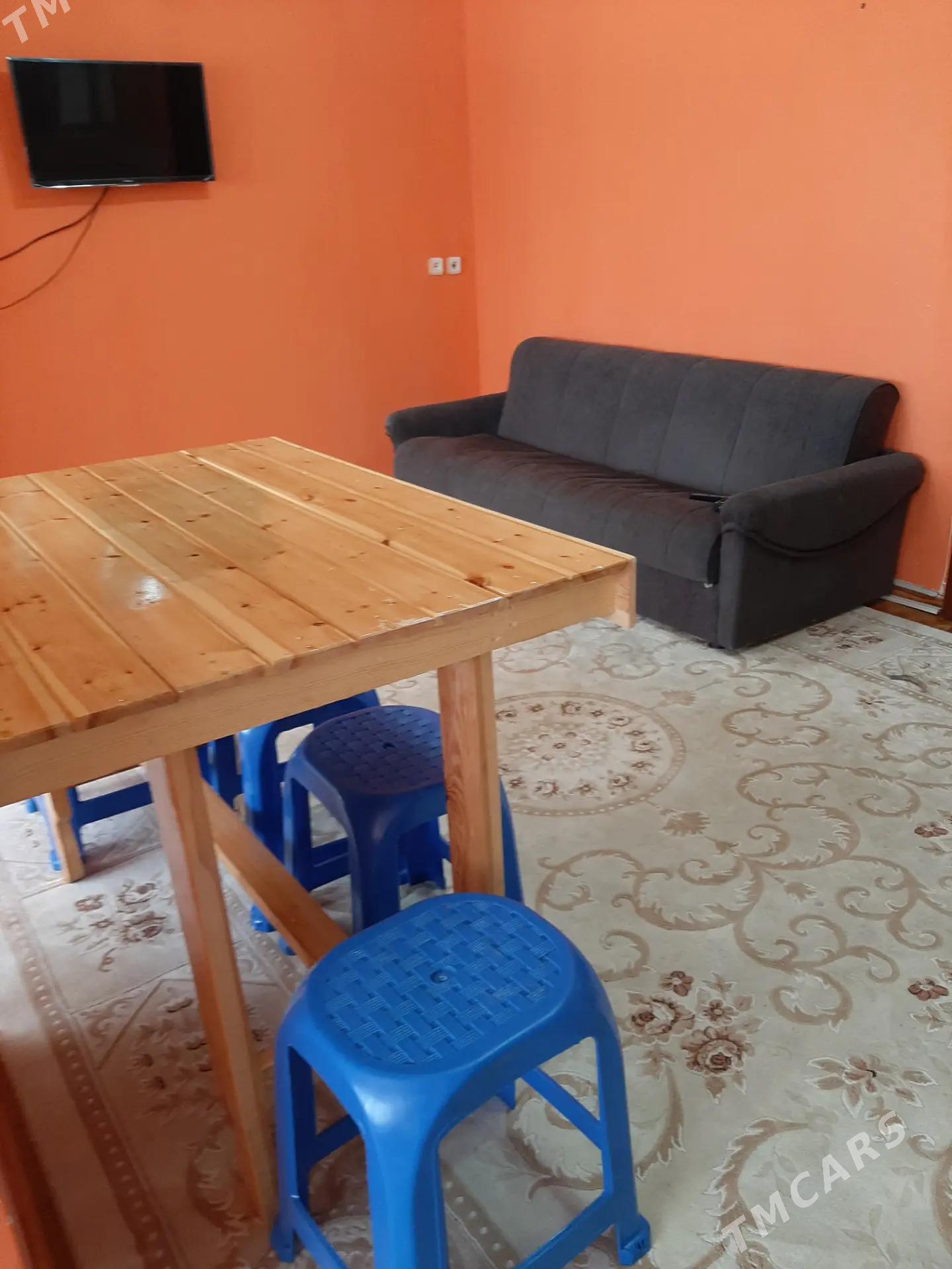 MİR SEVCENKA 4 KOM - 1 мкр - img 1