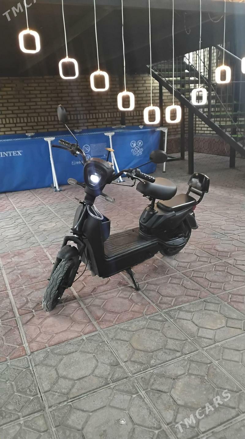 tokly tiger skuter - 30 mkr - img 1