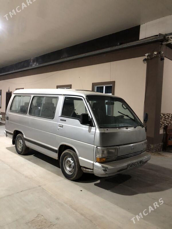 Toyota Hiace 1987 - 37 000 TMT - Мургап - img 1