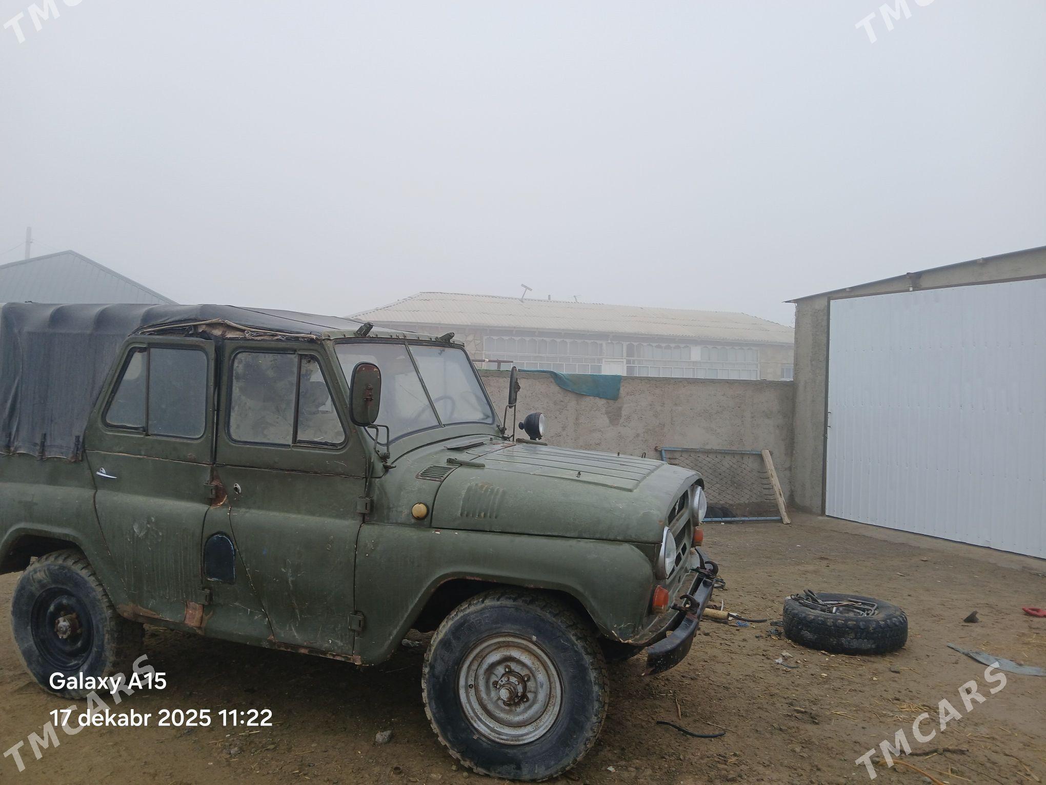 UAZ 469 1987 - 11 000 TMT - Bäherden - img 1