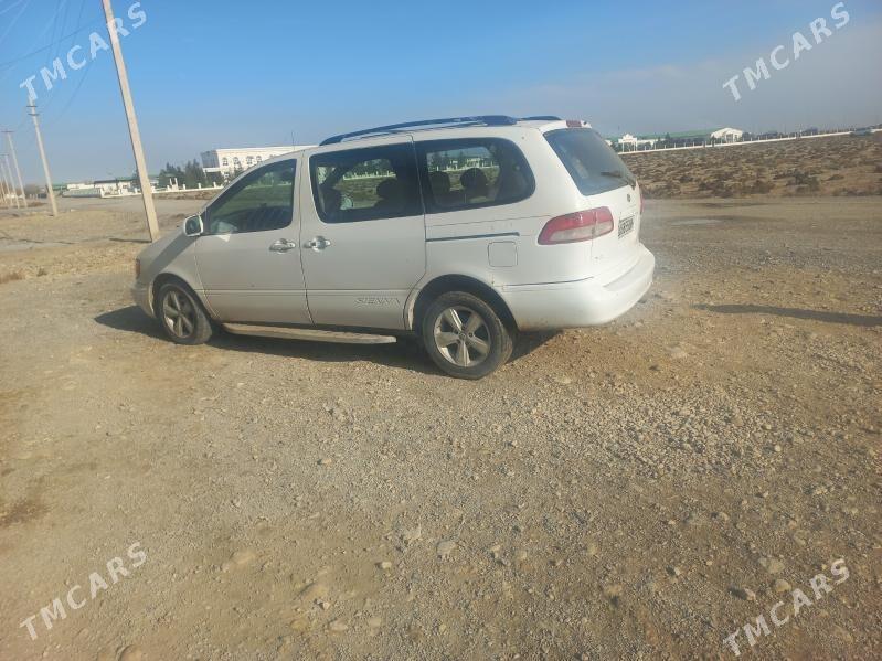 Toyota Sienna 2001 - 120 000 TMT - Mary - img 1