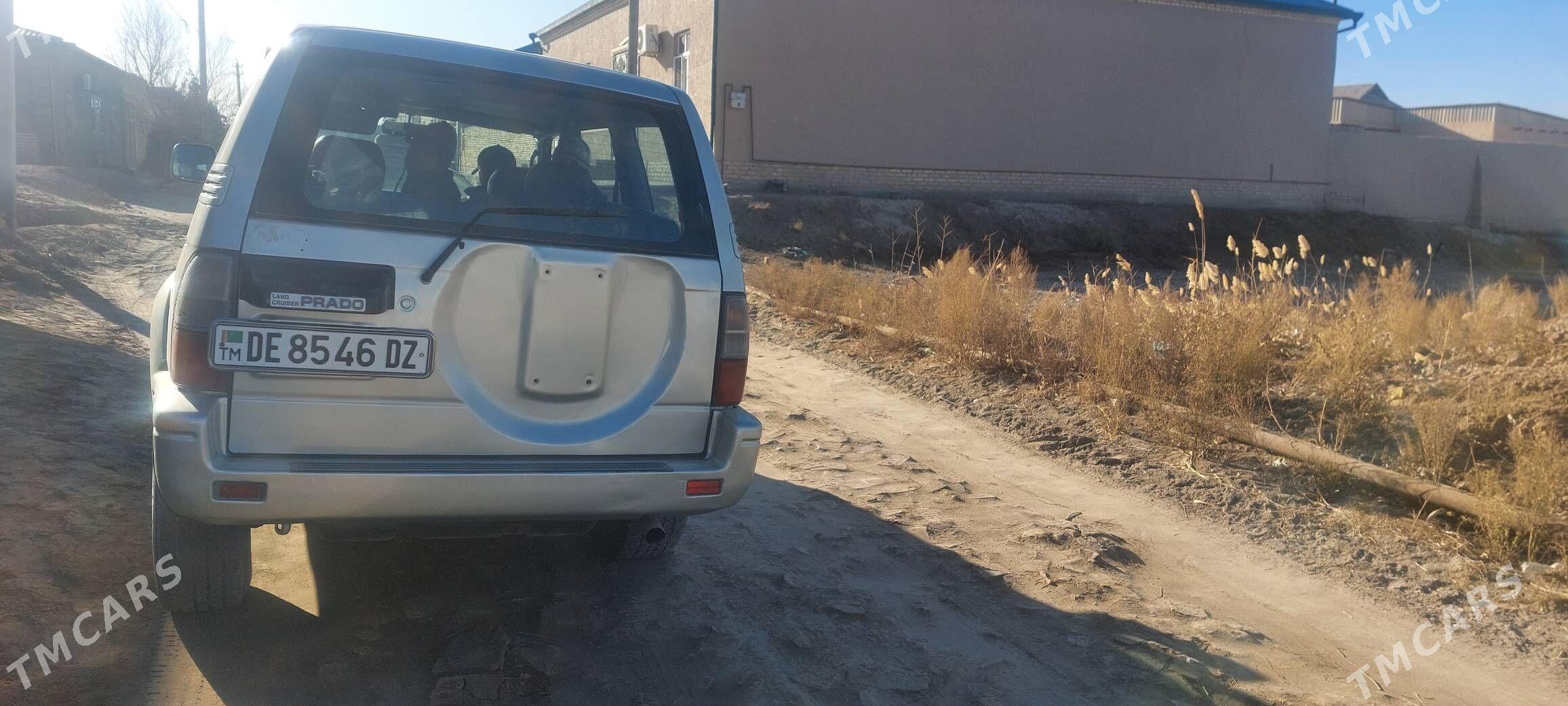 Toyota Land Cruiser Prado 2002 - 165 000 TMT - Gurbansoltan Eje - img 1