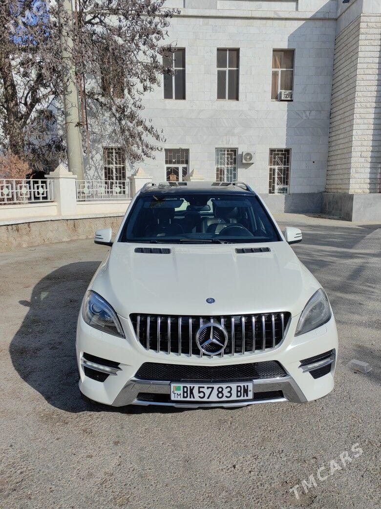 Mercedes-Benz ML350 2012 - 490 000 TMT - Balkanabat - img 1