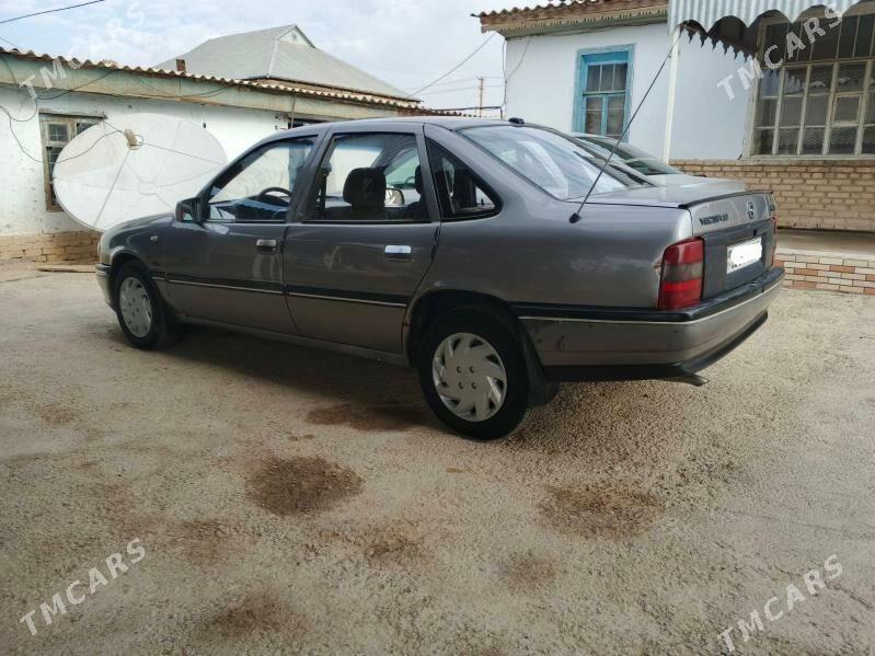Opel Vectra 1989 - 29 000 TMT - Baýramaly - img 1