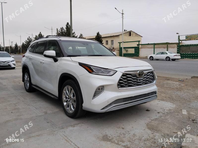 Toyota Highlander 2021 - 560 000 TMT - Мары - img 1