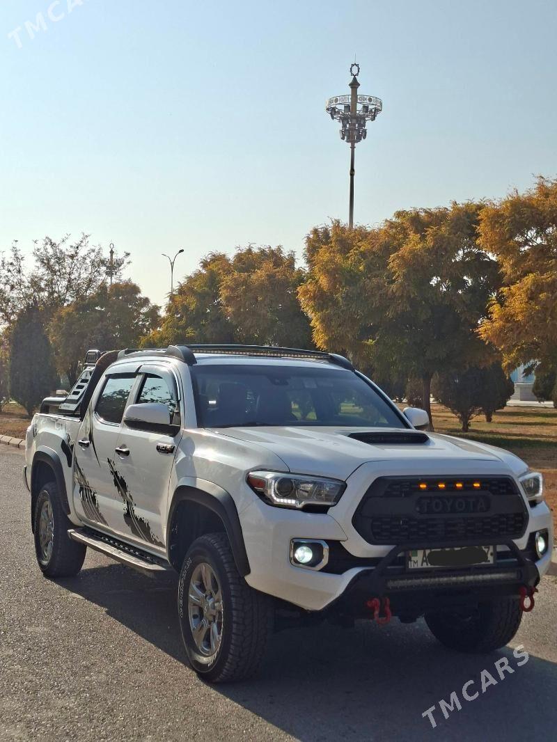 Toyota Tacoma 2018 - 415 000 TMT - Daşoguz - img 1
