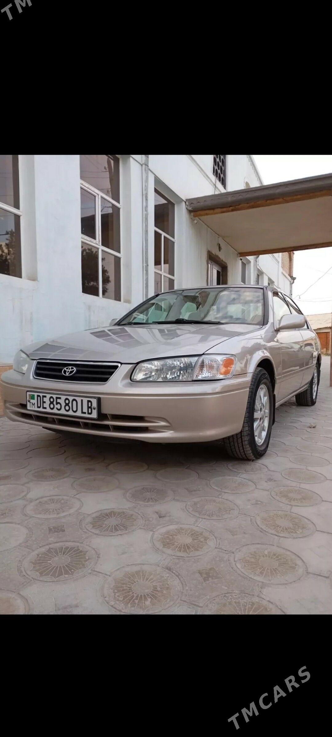 Toyota Camry 2001 - 200 000 TMT - Kerki - img 1