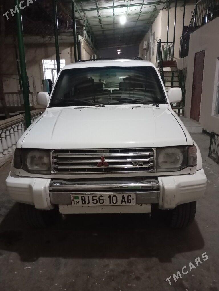 Mitsubishi Montero 1997 - 65 000 TMT - 5 мкр - img 1