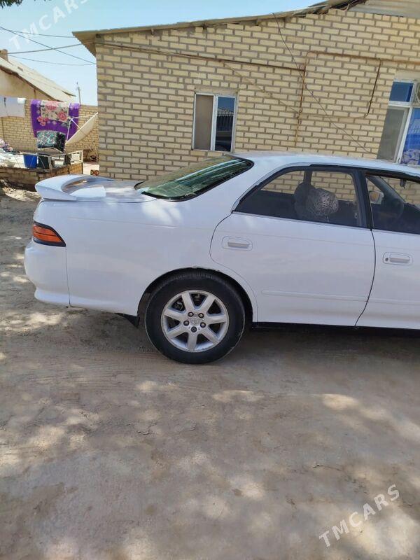 Toyota Mark II 1993 - 50 000 TMT - Ýolöten - img 1