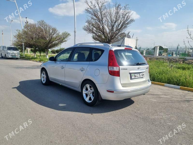 Hyundai Elantra 2011 - 119 000 TMT - Анев - img 1