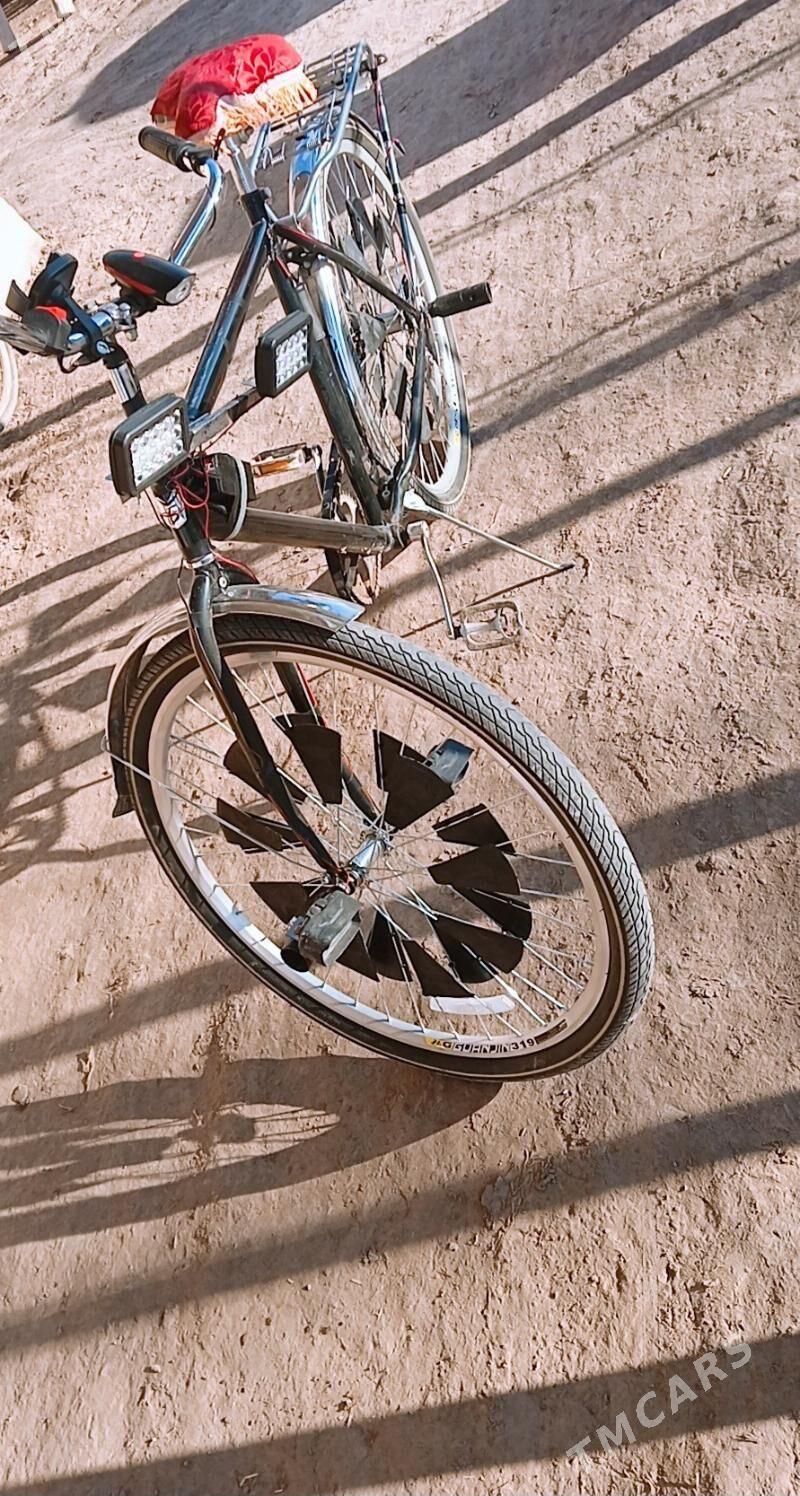 Aist - Гурбансолтан Едже - img 1