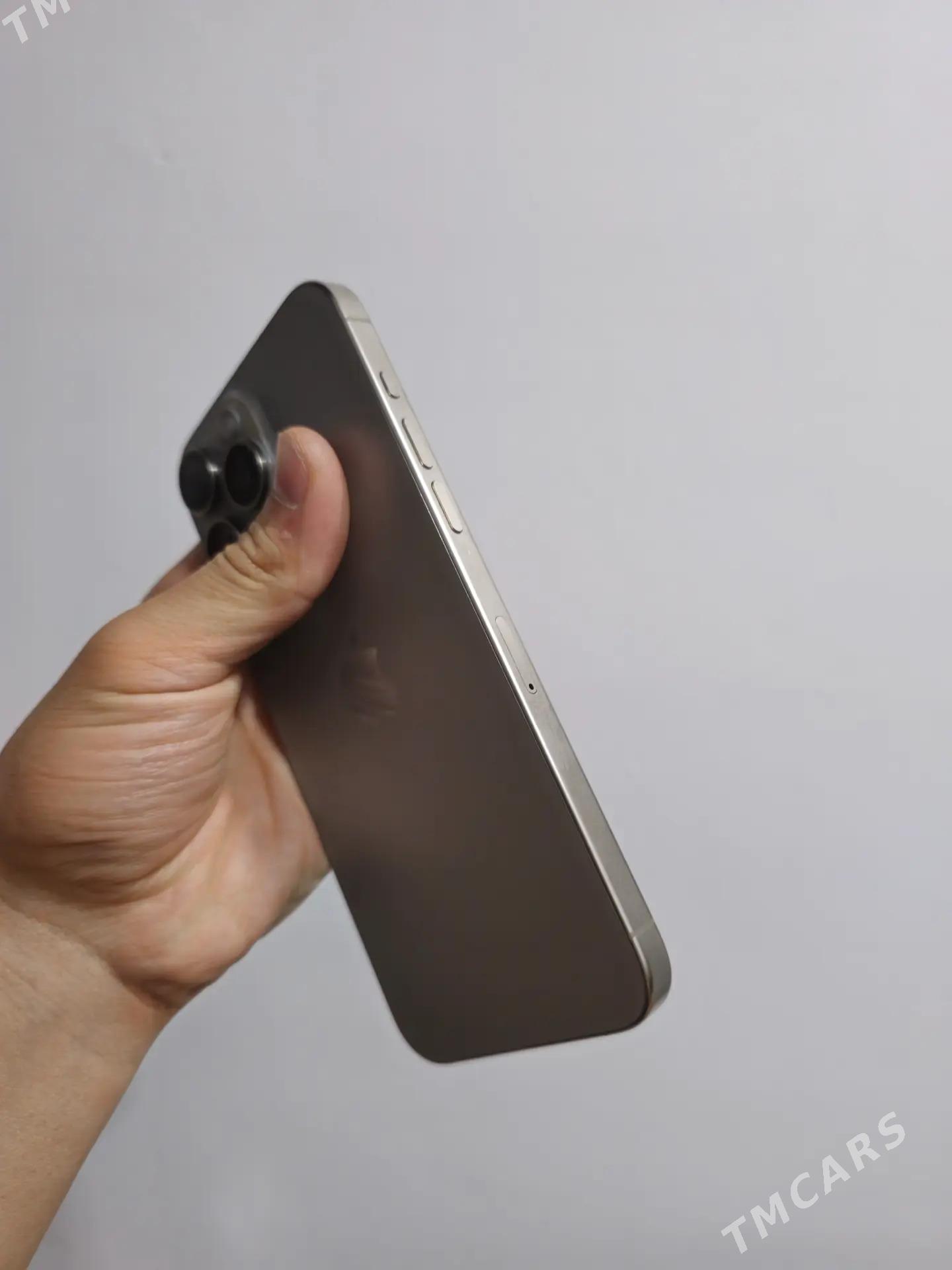 Iphone 15 Pro Max - Mary - img 1