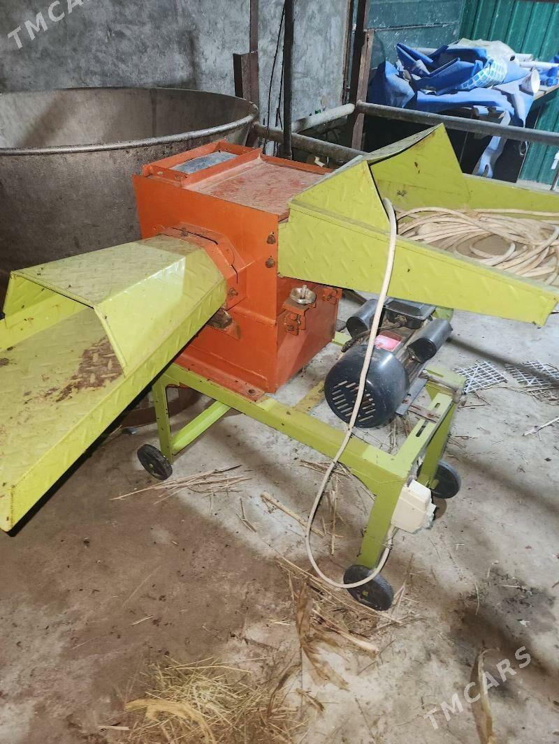 ot uweýan stanok - Бузмеин - img 1