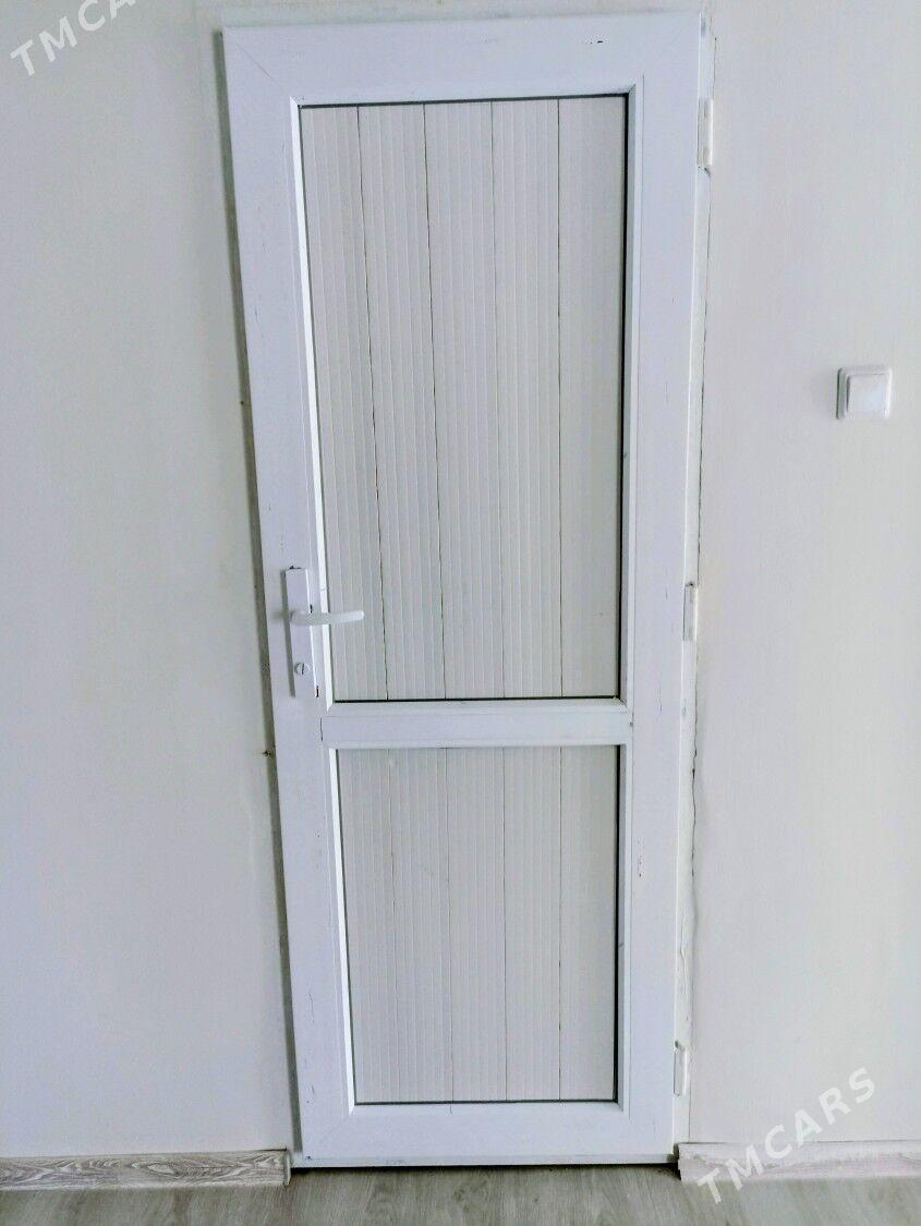 plastik gapy - Büzmeýin GRES - img 1