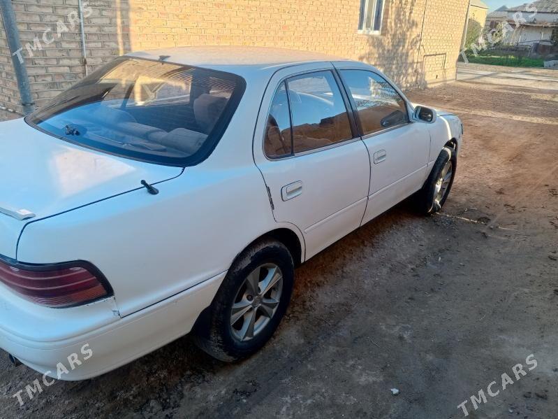 Toyota Camry 1993 - 48 000 TMT - Сакарчага - img 1