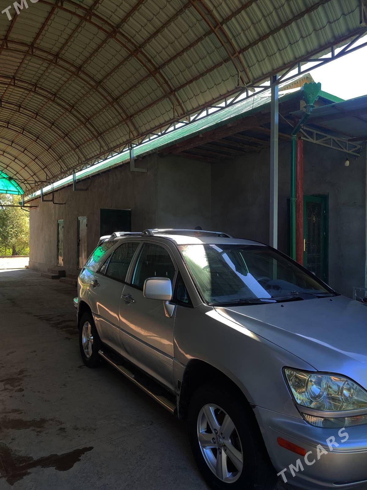 Lexus RX 300 2000 - 170 000 TMT - Гурбансолтан Едже - img 1