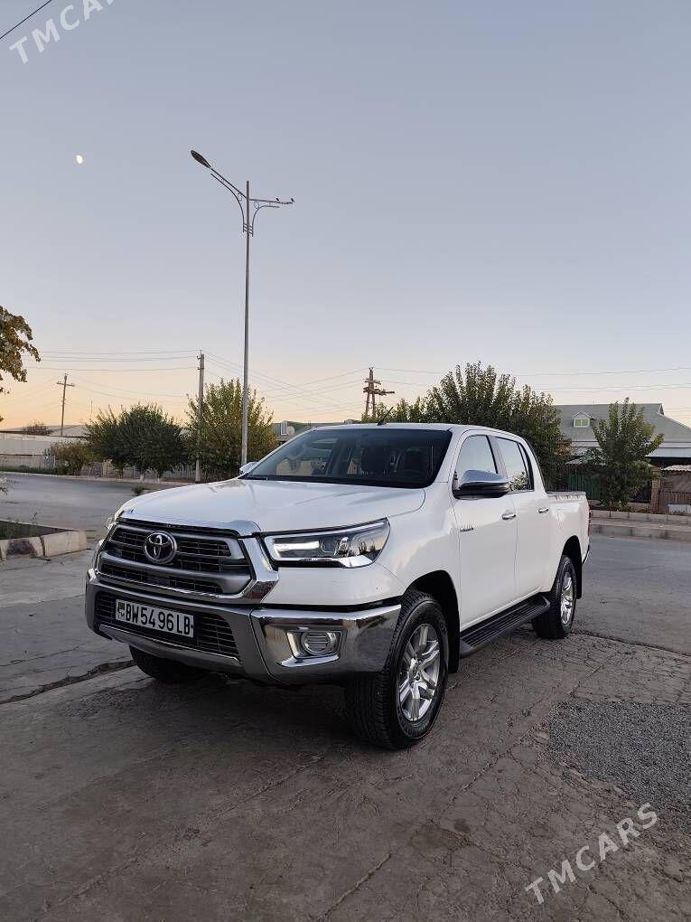 Toyota Hilux 2024 - 620 000 TMT - Туркменабат - img 1