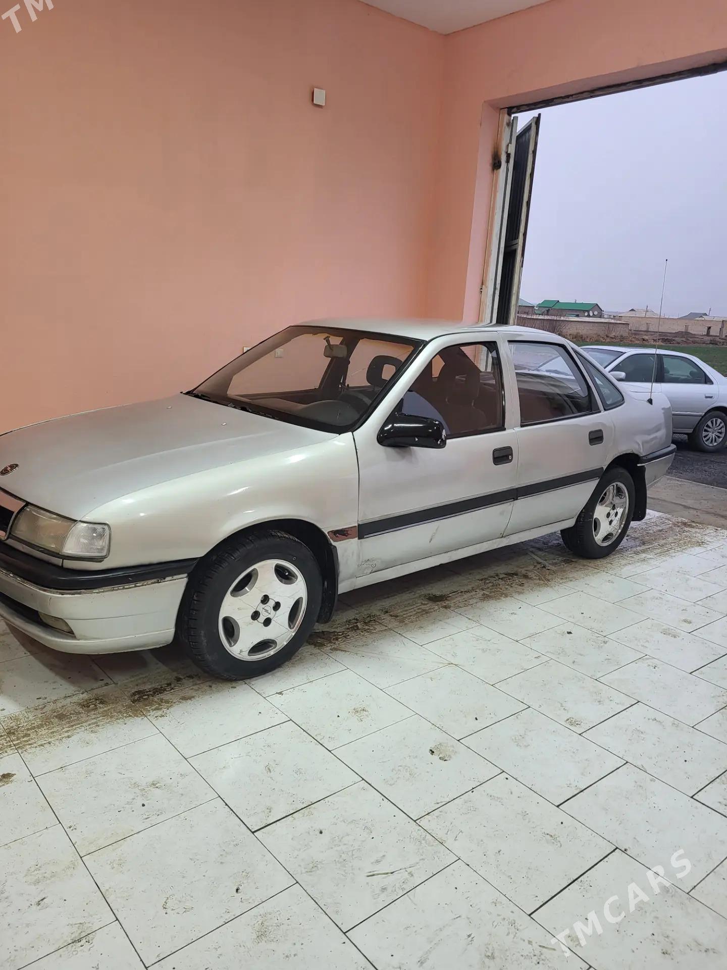 Opel Vectra 1991 - 40 000 TMT - Murgap - img 1