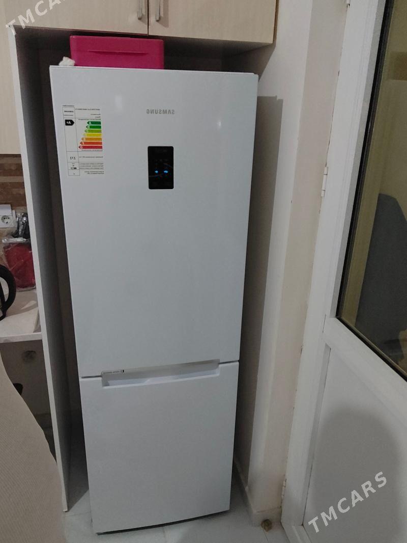 SAMSUNG - Parahat 8 - img 1