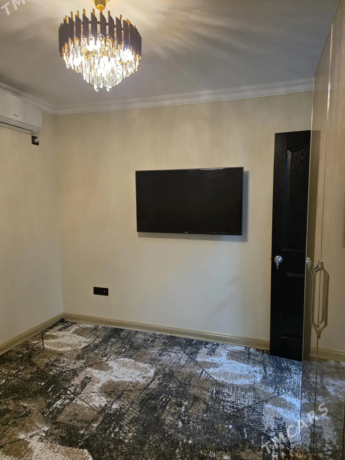 30 MIKR - 30 mkr - img 1