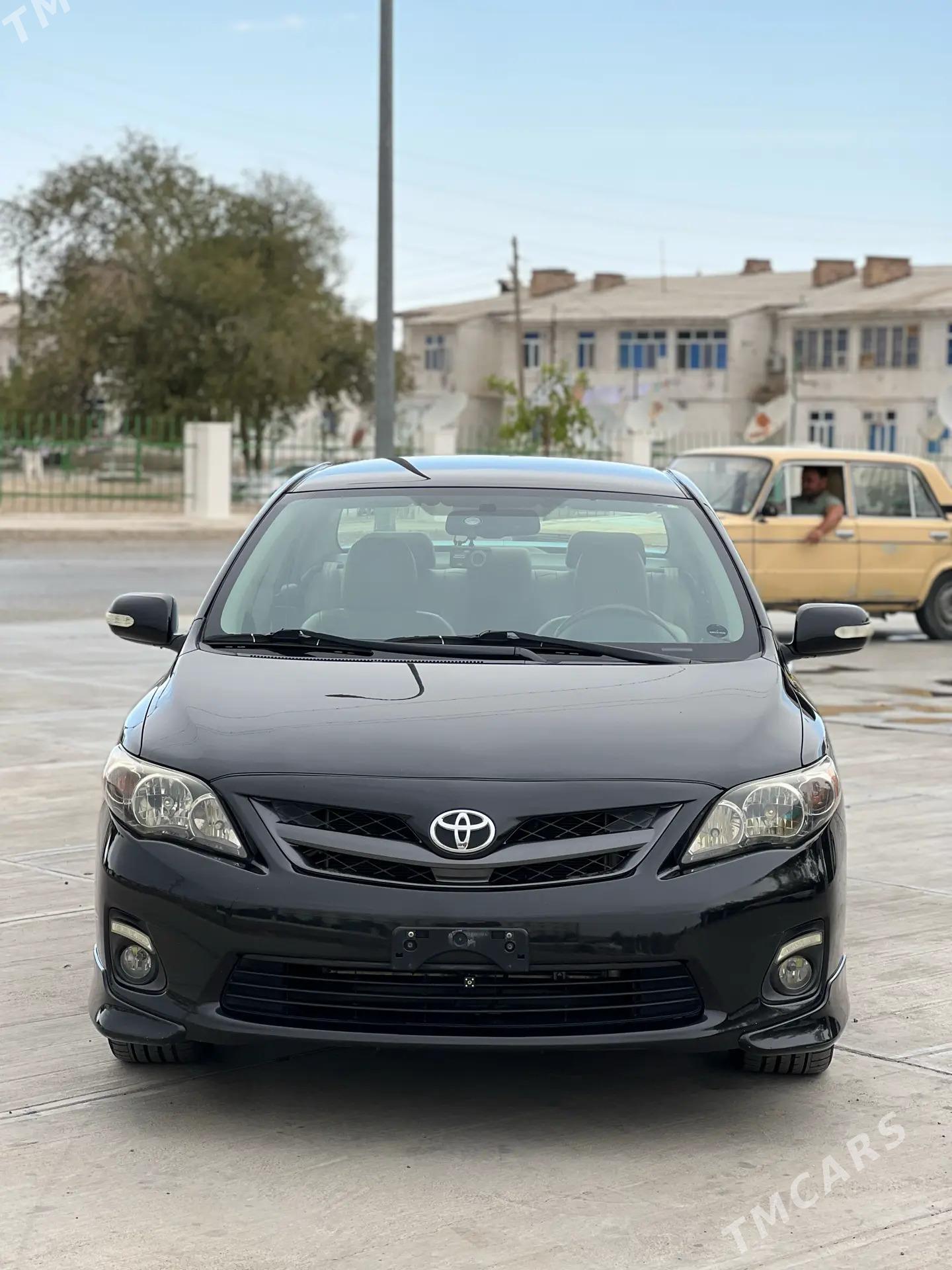 Toyota Corolla 2013 - 255 000 TMT - Ашхабад - img 1