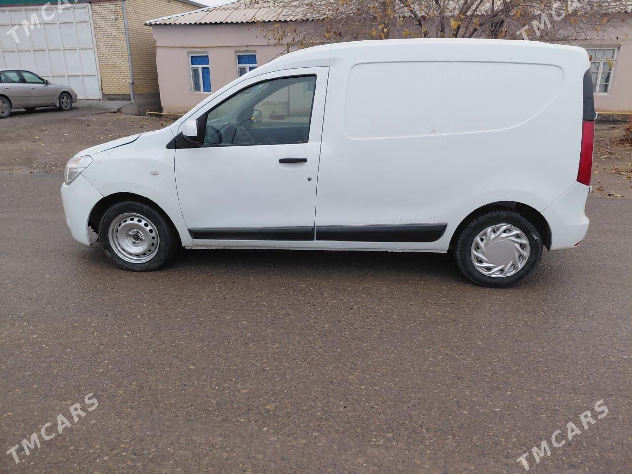 Renault Duster 2018 - 155 000 TMT - Мары - img 1