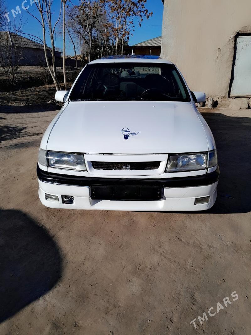 Opel Vectra 1990 - 27 000 TMT - Gurbansoltan Eje - img 1