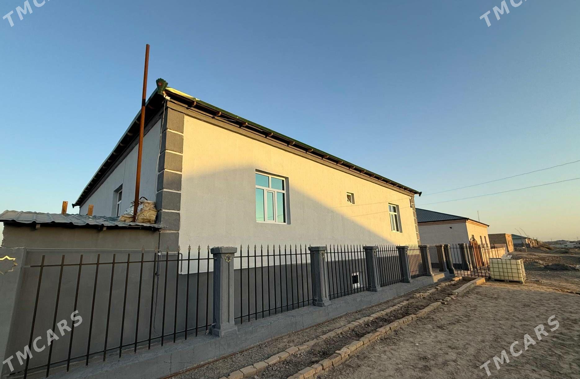 jay Jay - Дашогуз - img 1