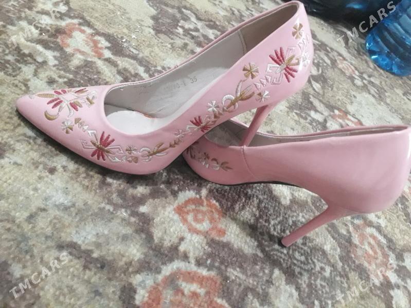 Kabluk - Mary - img 1