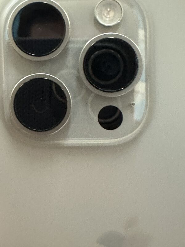 iphone 15pro - Mary - img 1