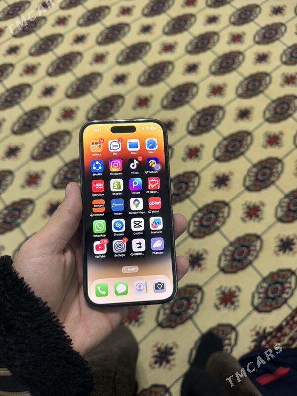 i phone 14pro - Mary - img 1