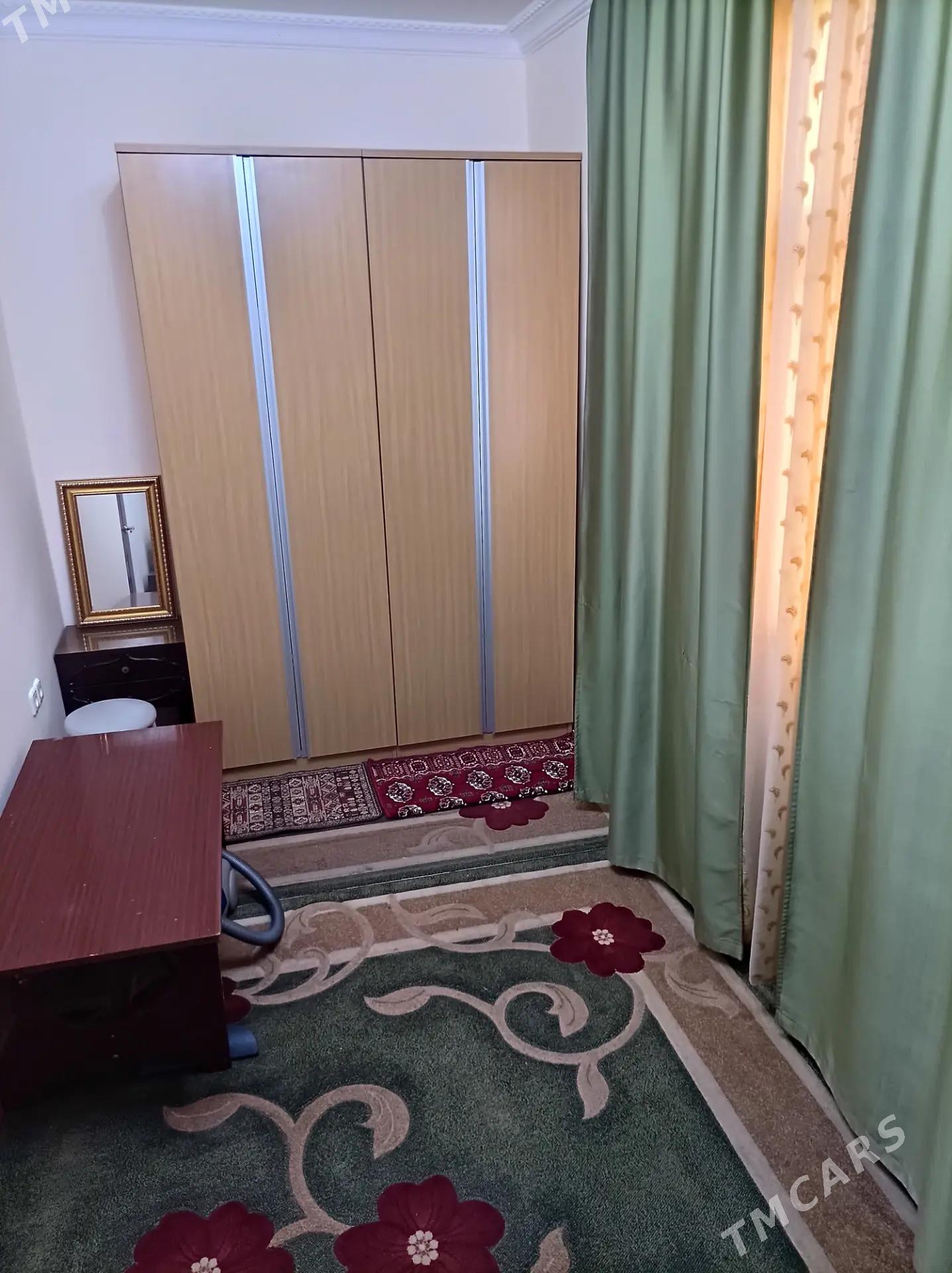 SATLYK 2KOM ПРОДАЕТСЯ КВ. - 30 мкр - img 1