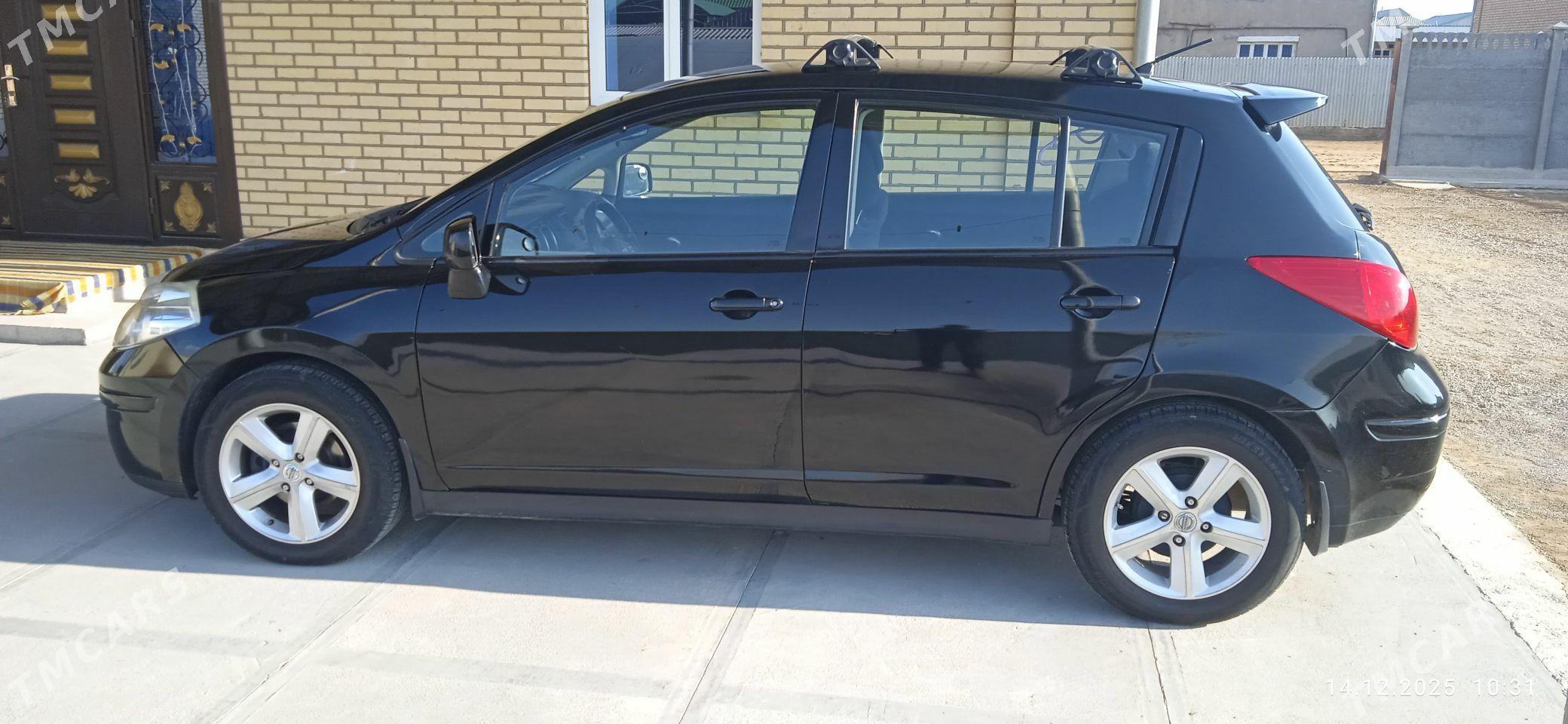 Nissan Versa 2010 - 126 000 TMT - Murgap - img 1