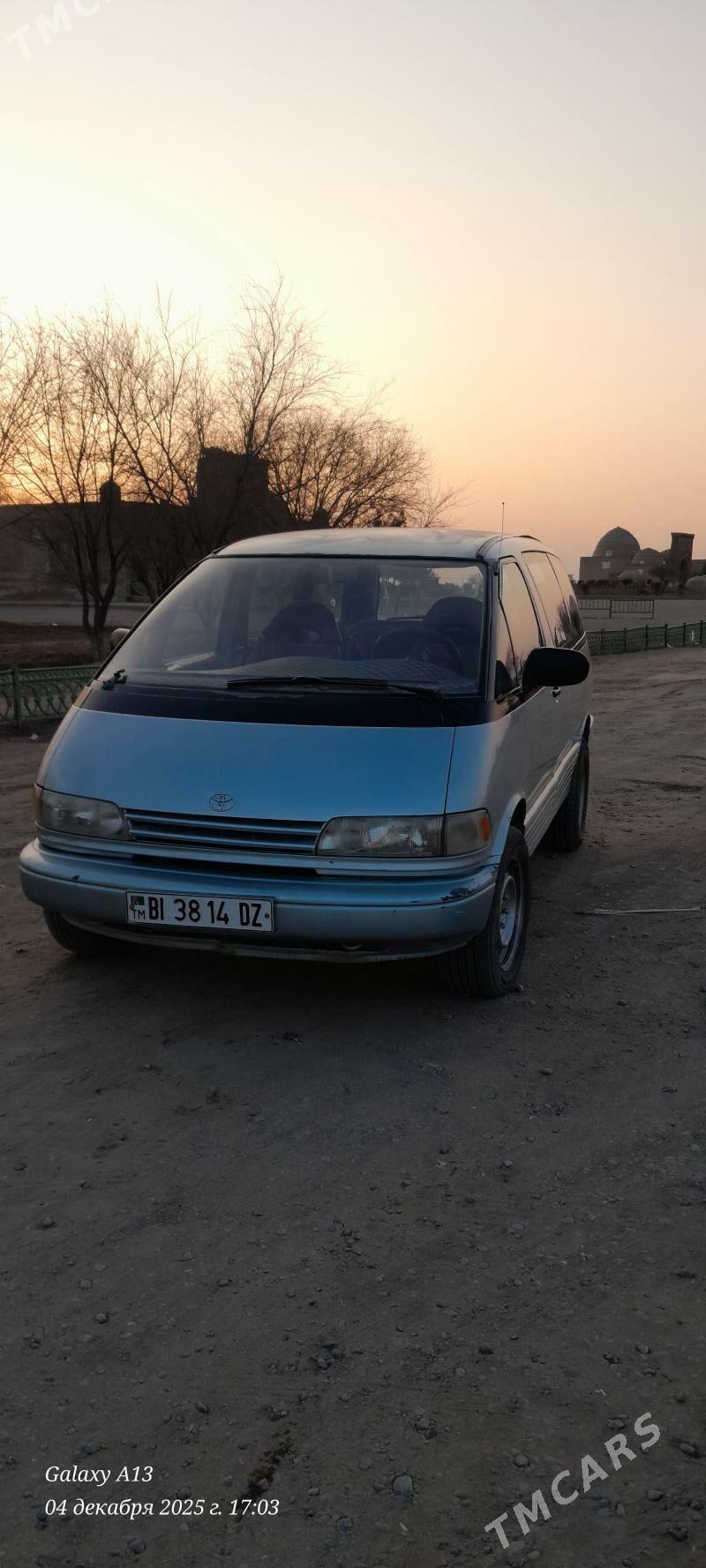 Toyota Previa 1990 - 70 000 TMT - Кёнеургенч - img 1