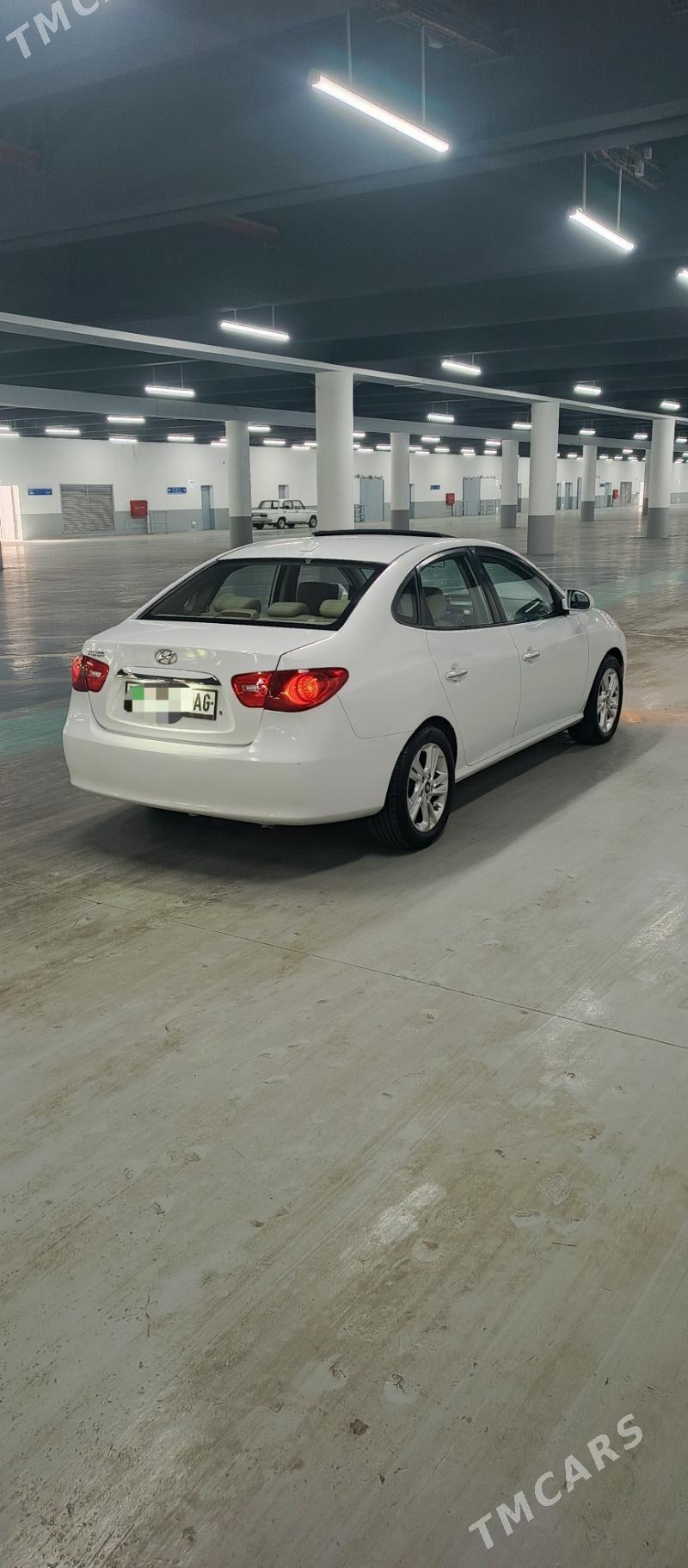 Hyundai Elantra 2010 - 135 000 TMT - 8 мкр - img 1